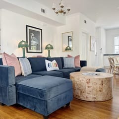Downtown Savannah Estate for 12 Guests in 2 Units