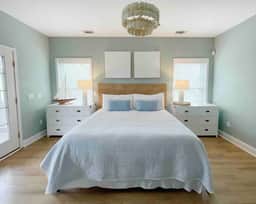 Coastal Home w Spa Midway to Historic Savannah & Tybee Beach