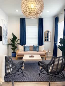 Modern Duplex 3 Blocks from Forsyth Park - Image 2