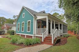 Isle of Hope Cottage w Historic Charm & Location!