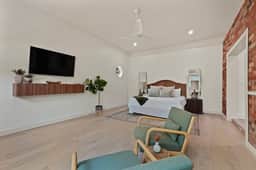 Stylish Coastal Studio Near Tybee & Downtown SAV