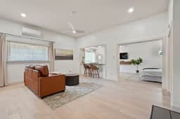 Stylish Coastal Studio Near Tybee & Downtown SAV