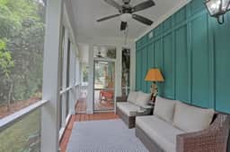 Sweet Cottage + Studio Near Wormsloe Historic Site