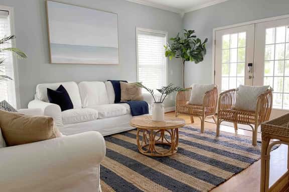 Coastal Home w Spa Midway to Savannah & Tybee - Image 1