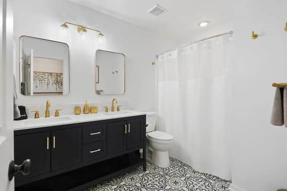 Family-Friendly Home w/ Hot Tub Near Beach