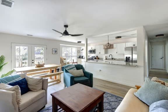 Wilmington Island Bungalow near Savannah & Tybee
