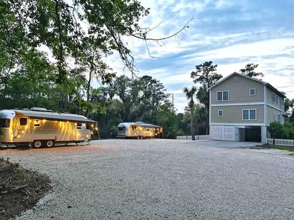 Large Home w 2 Airstream Glampers & Spa near Beach & Downtown